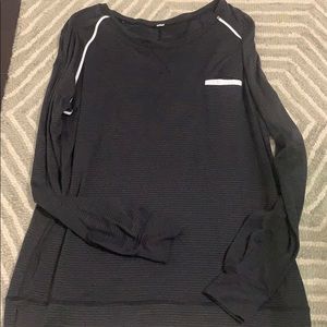 LULULEMON black stripe top
